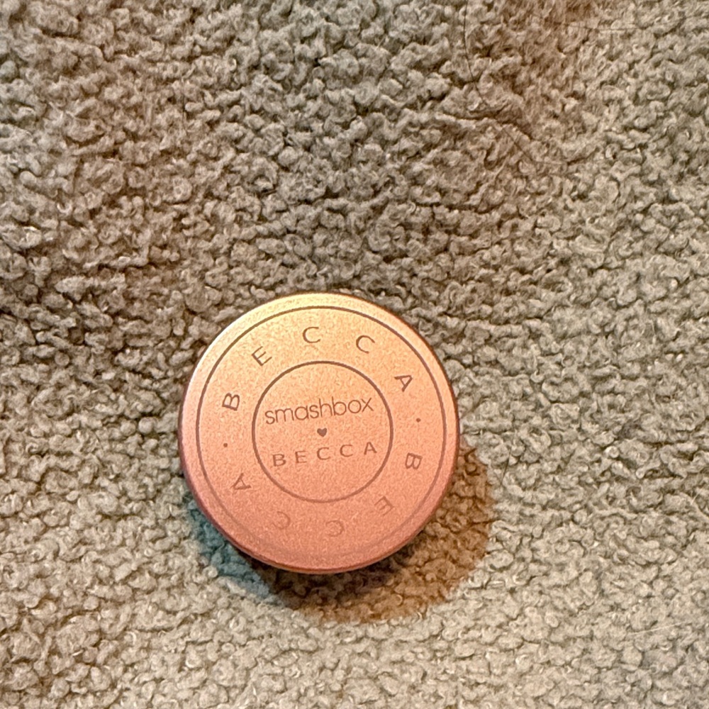 Smashbox Becca - dark under eye brightening - new!